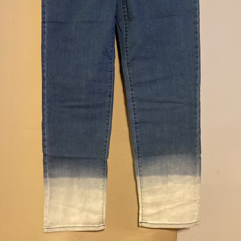 Jeans - Picture 8 of 12